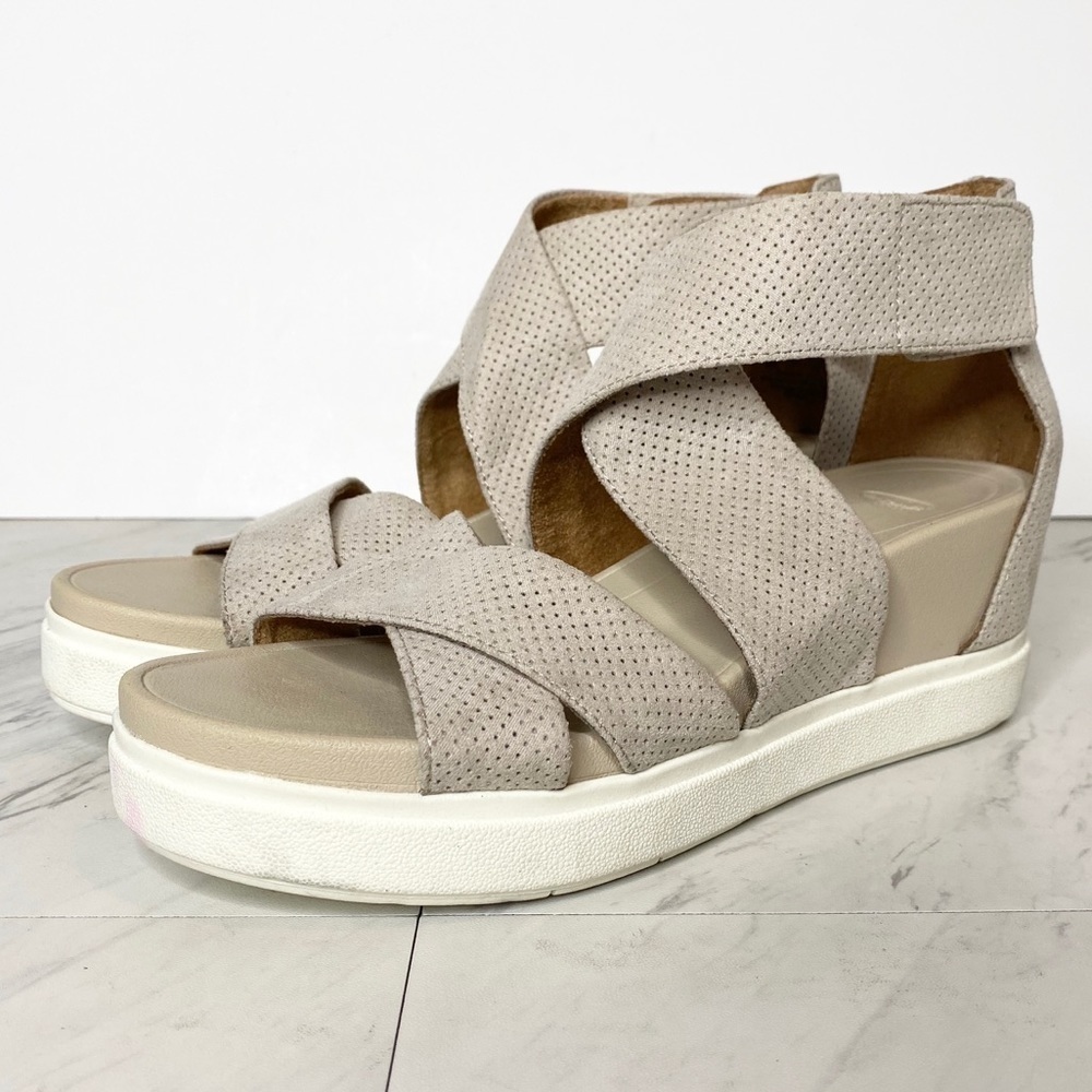 Dr. Scholl’s Shout Wedge Sandals 9M